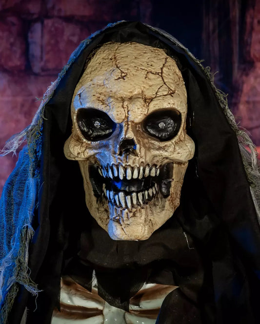 mostro scheletro animatronico