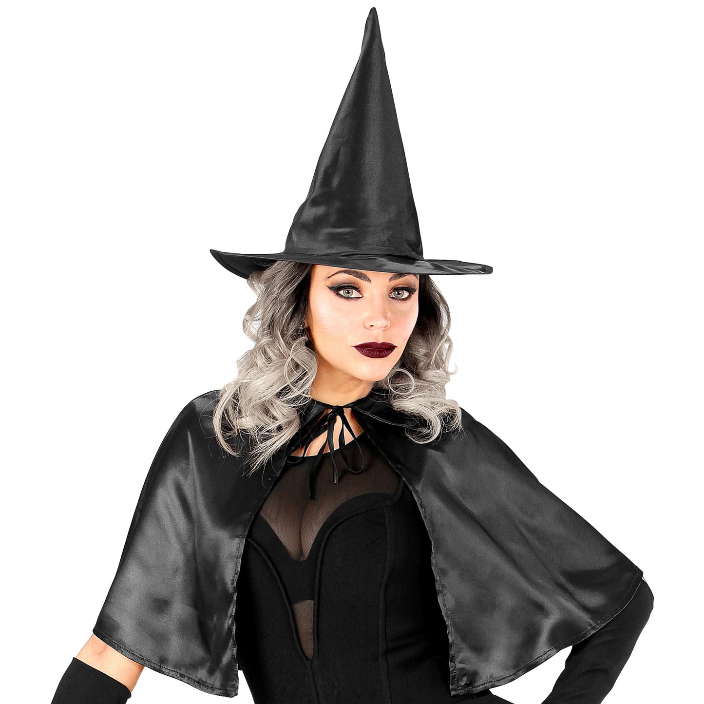 "STREGA" (mantellina, cappello) 1