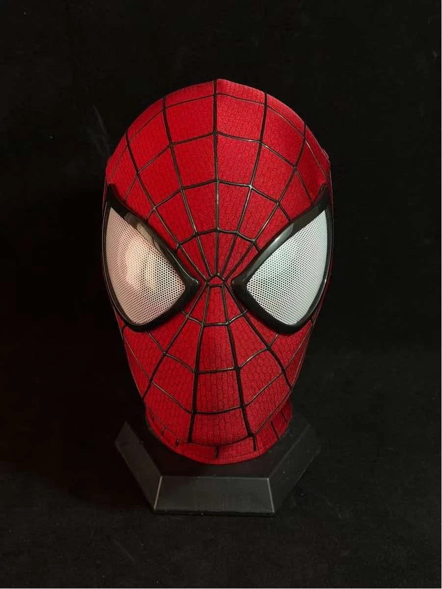 Maschera Spiderman Realistica con Dettagli in 3D e Occhi Magnetici